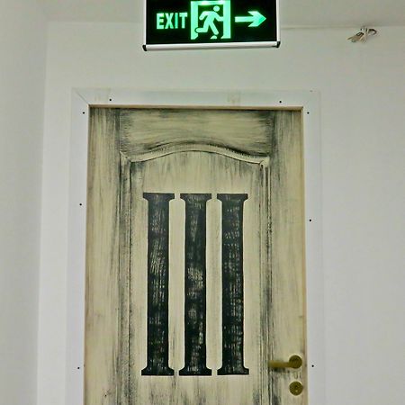 The Evil Clown Hostel براشوف المظهر الخارجي الصورة