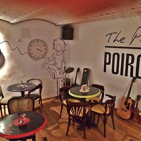 The Evil Clown Hostel براشوف المظهر الخارجي الصورة